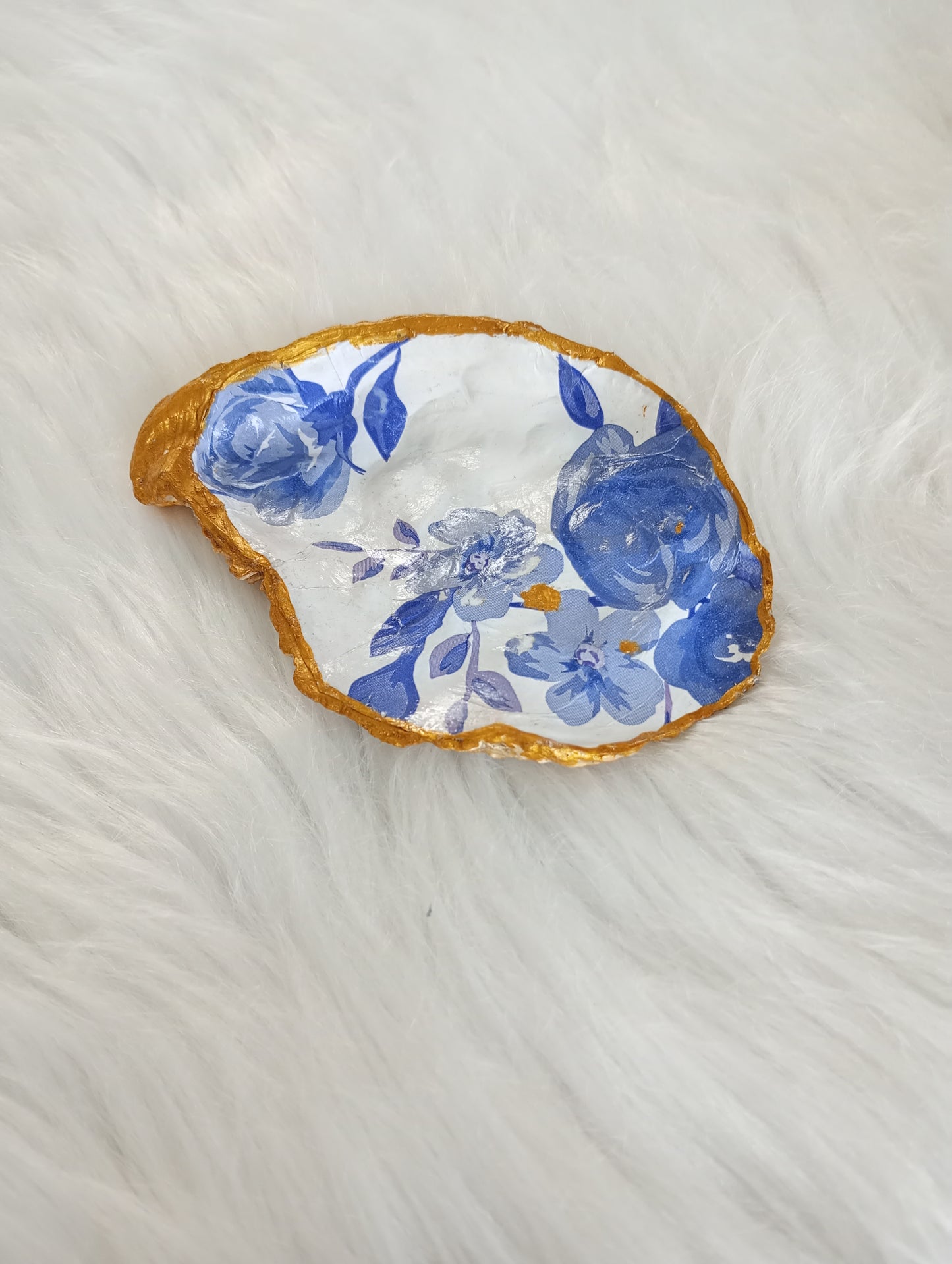 Coquille St Jacques/Huîtres - Fleurs bleues