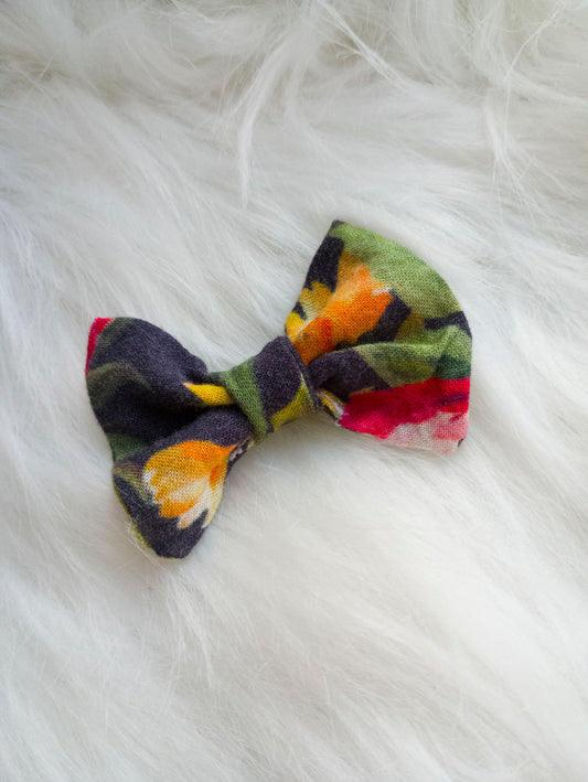 Barrette M Lily